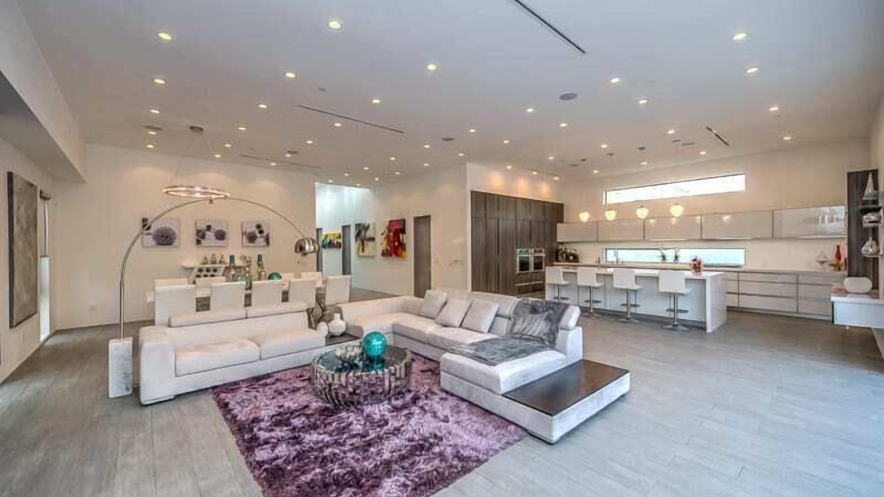 Photo of Livingroom in Melrose