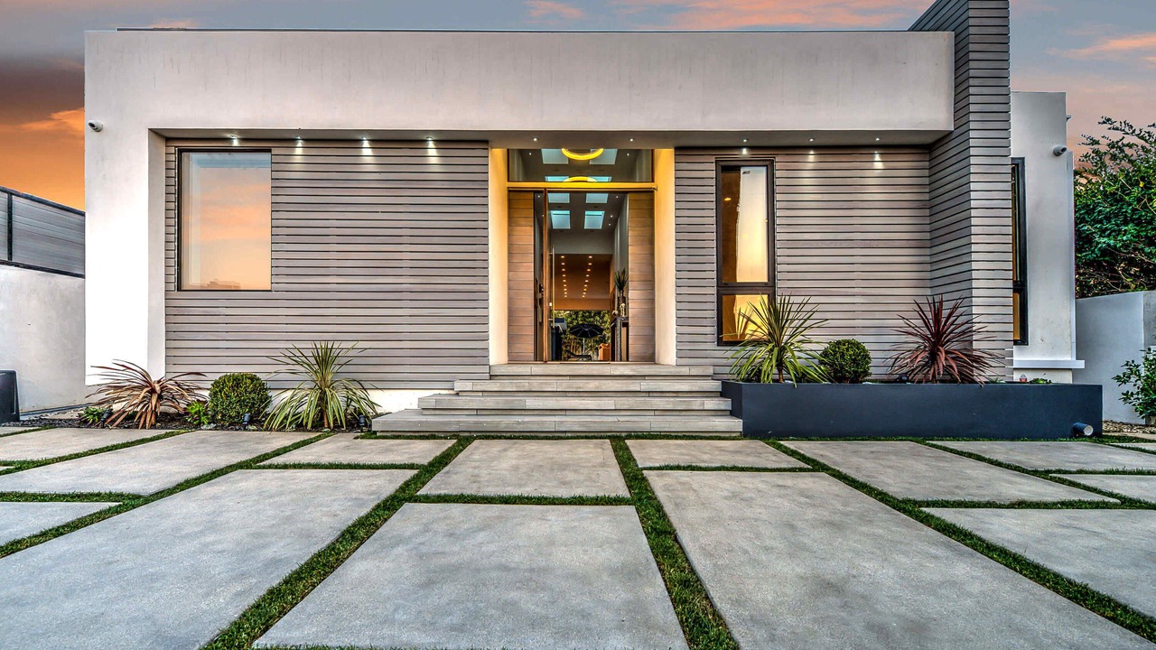 Photo of Outdoor in Melrose