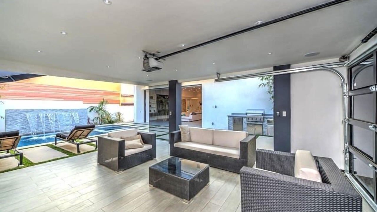 Photo of Patio Balcony in Melrose