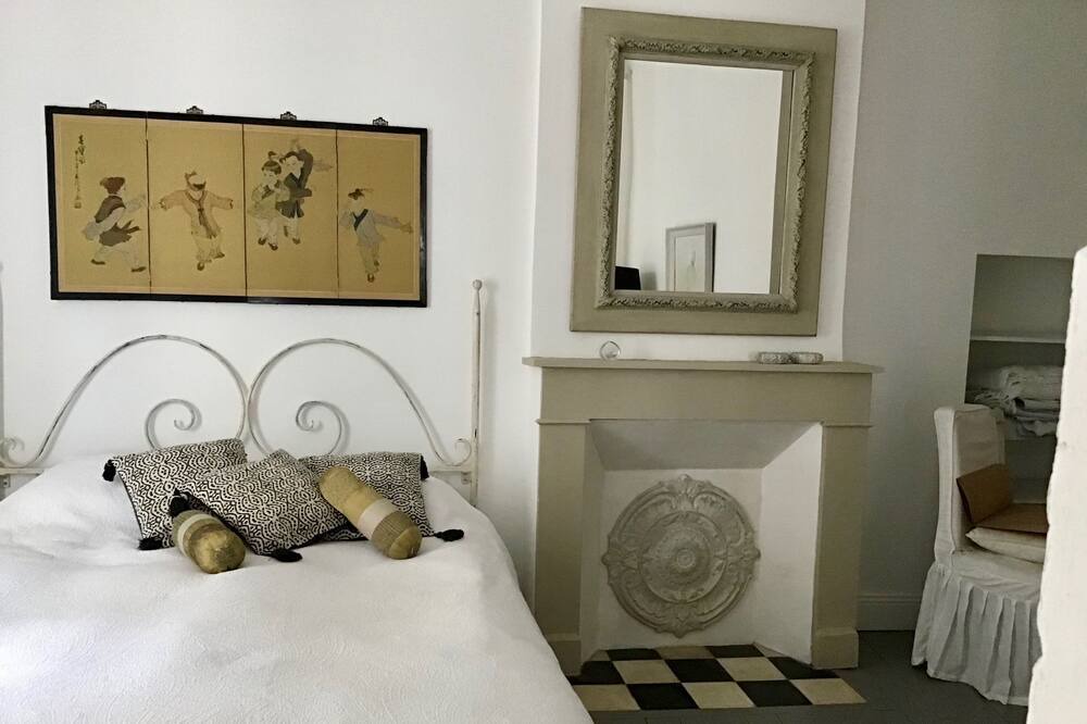 Photo of Bedroom in Issigeac