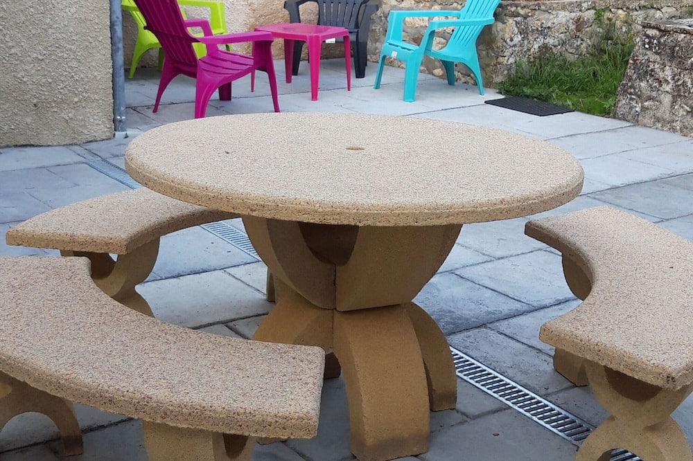 Photo of Patio Balcony in Saint-Marcel