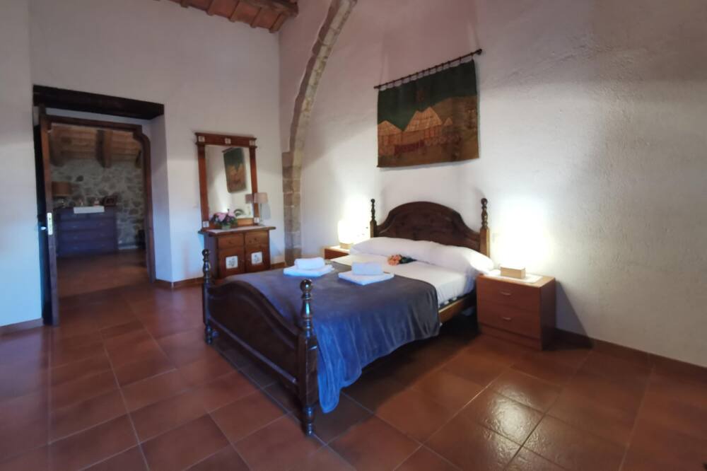 Photo of Bedroom in Llagostera