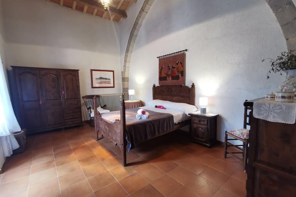 Photo of Bedroom in Llagostera