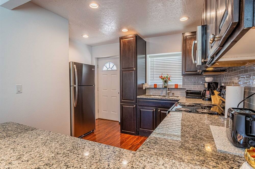 Photo of Kitchen in Albuquerque