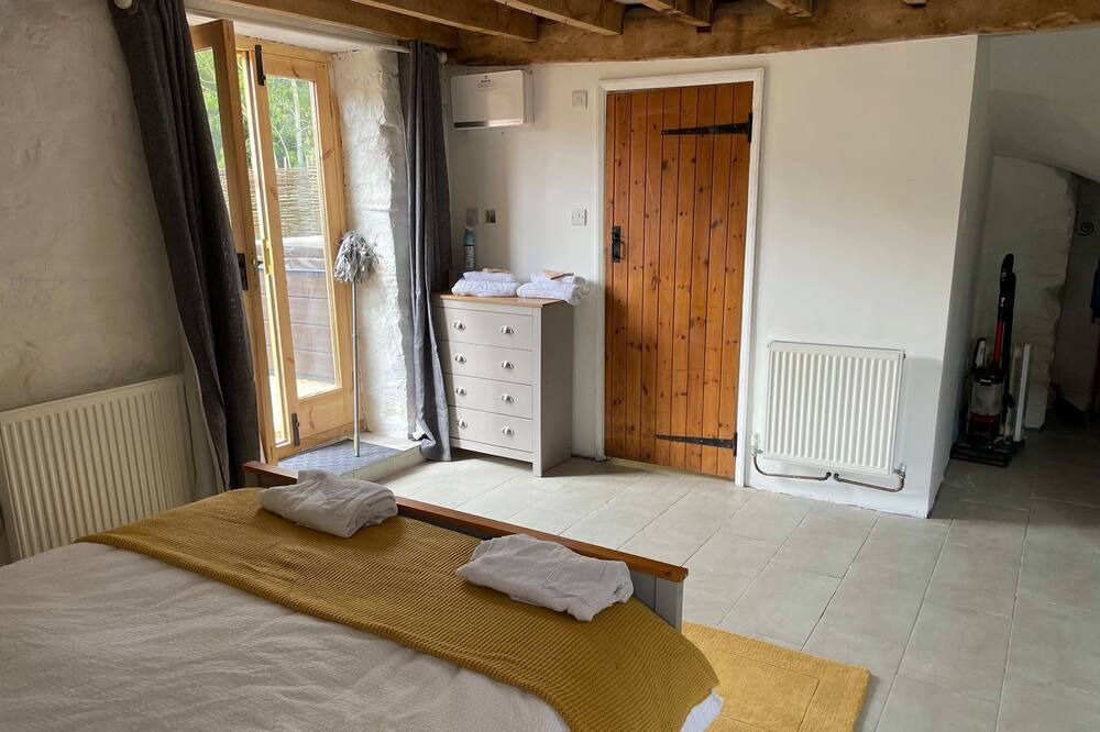 Photo of Bedroom in West Buckland