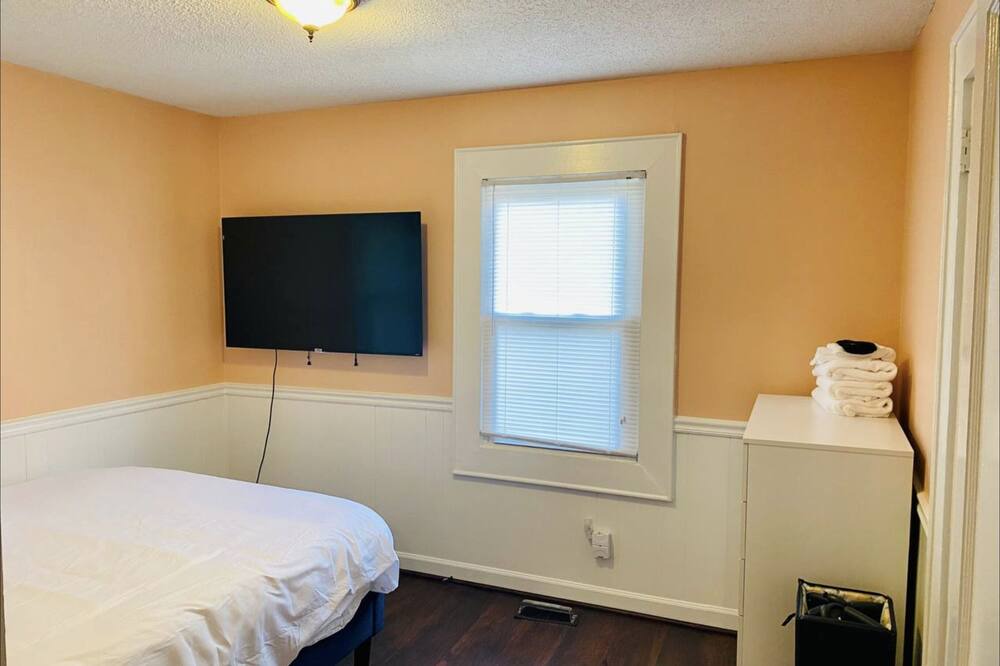 Photo of Bedroom in Graham