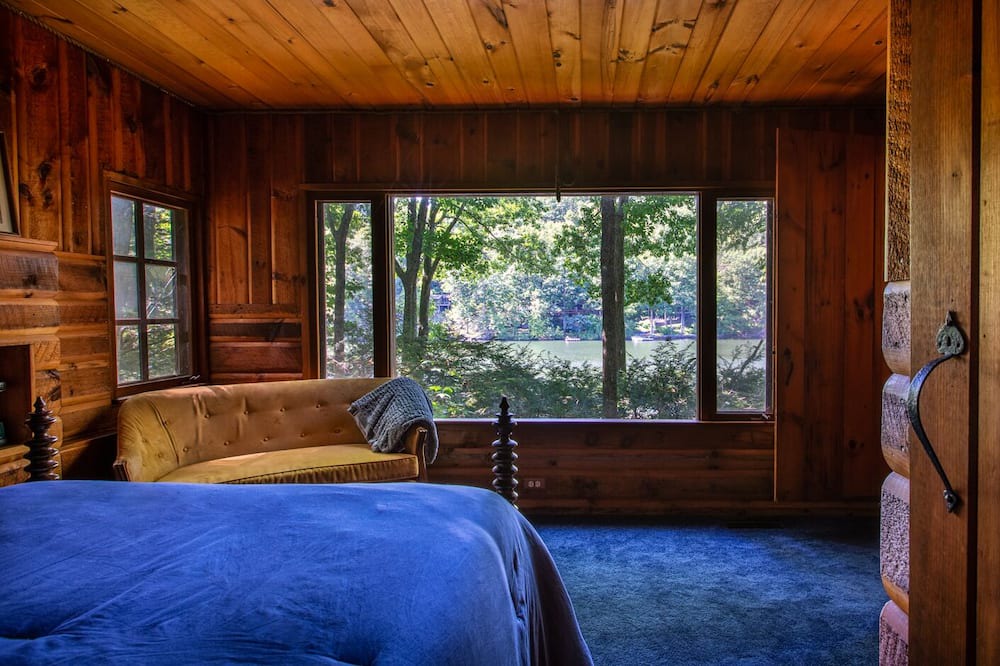 Photo of Bedroom in Sherman