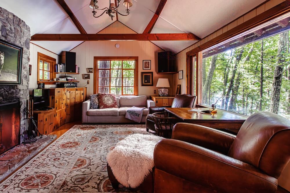 Photo of Livingroom in Sherman