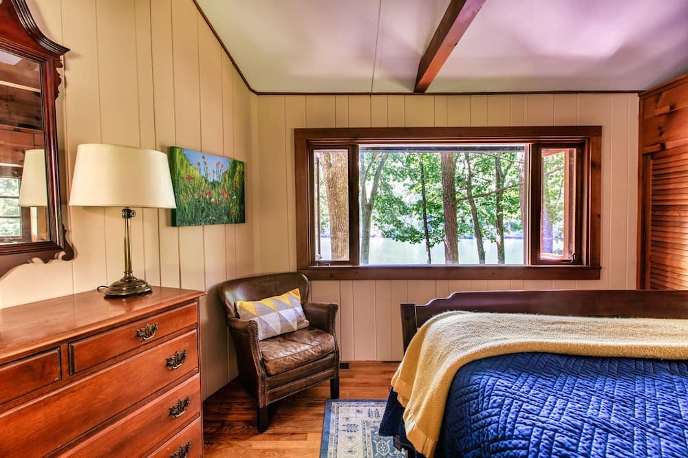 Photo of Bedroom in Sherman