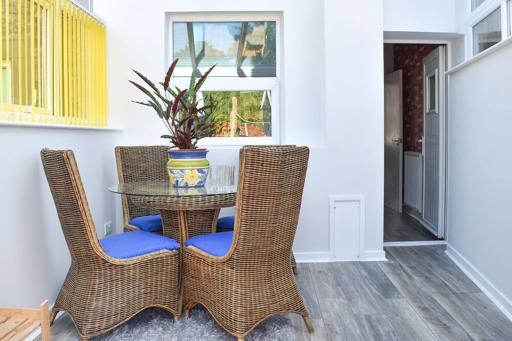 Photo of Others in Padfield