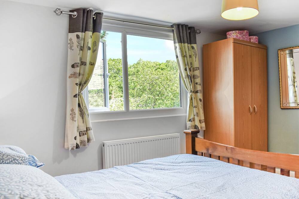 Photo of Others in Padfield