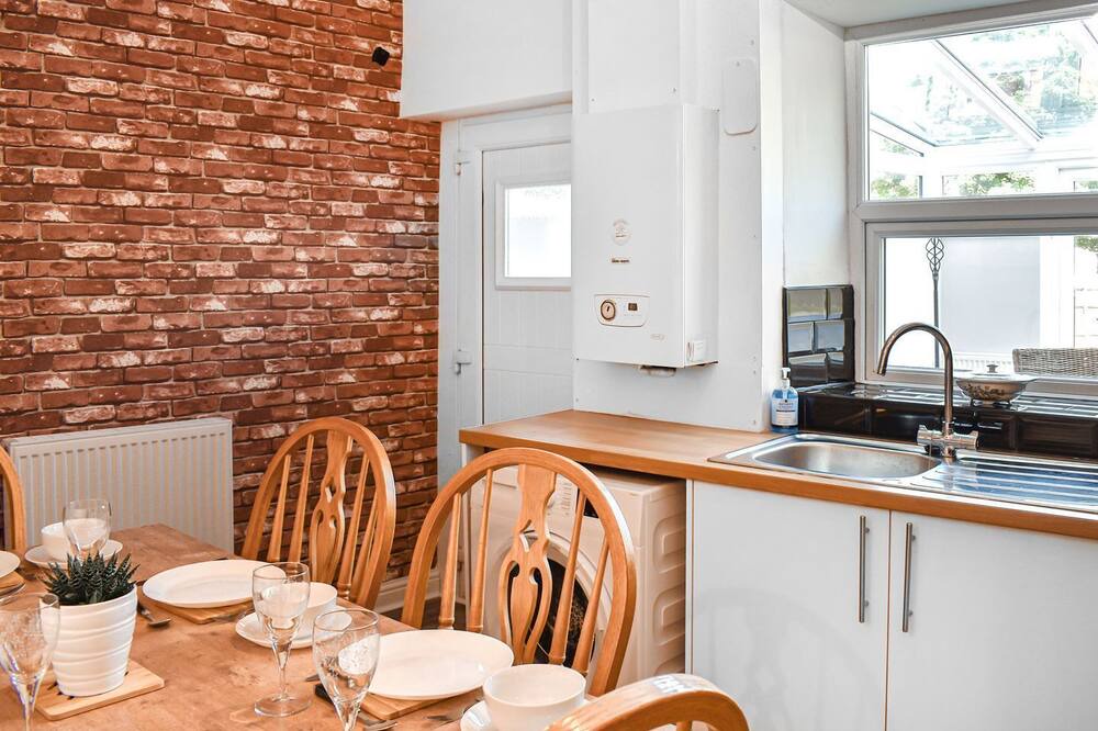 Photo of Kitchen in Padfield