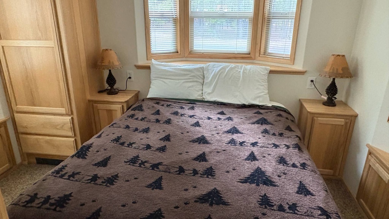 Photo of Others in Crescent