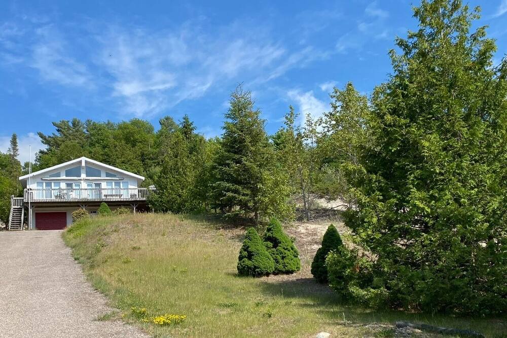 Photo of Outdoor in Wymbolwood Beach