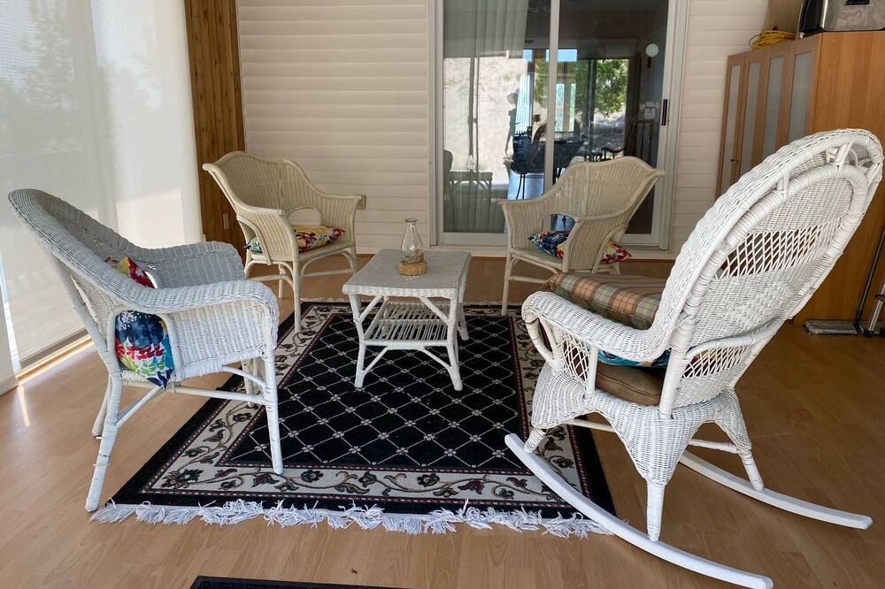 Photo of Patio Balcony in Wymbolwood Beach