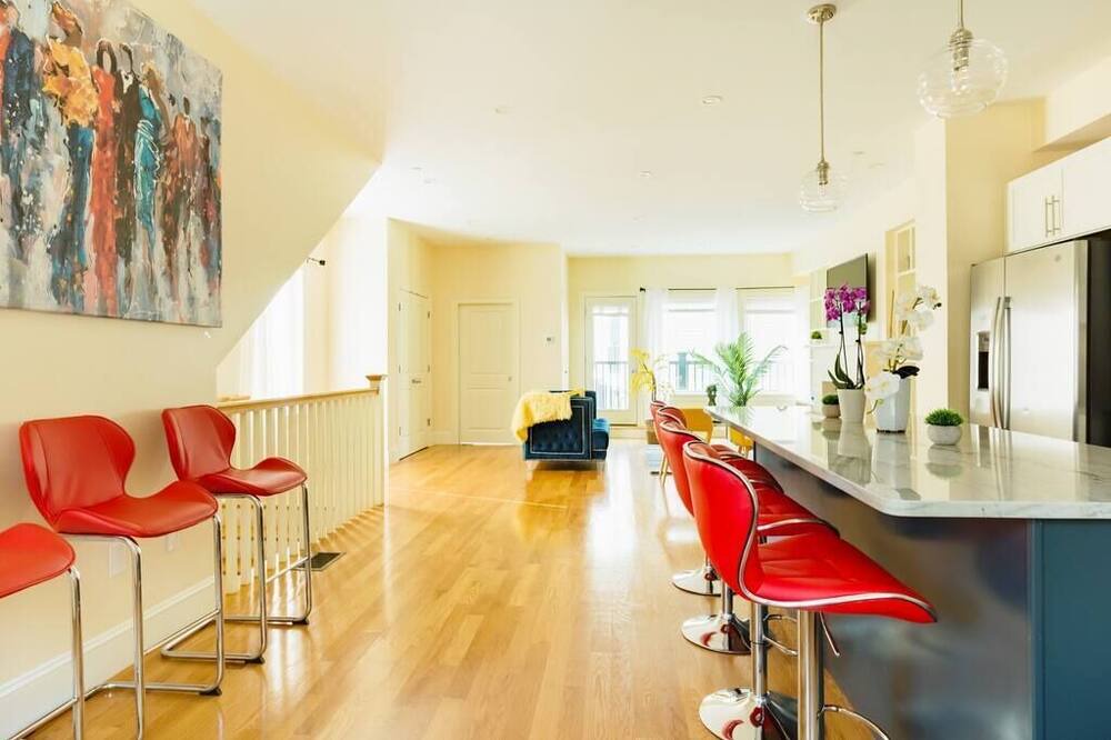Photo of Bedroom in Oak Square
