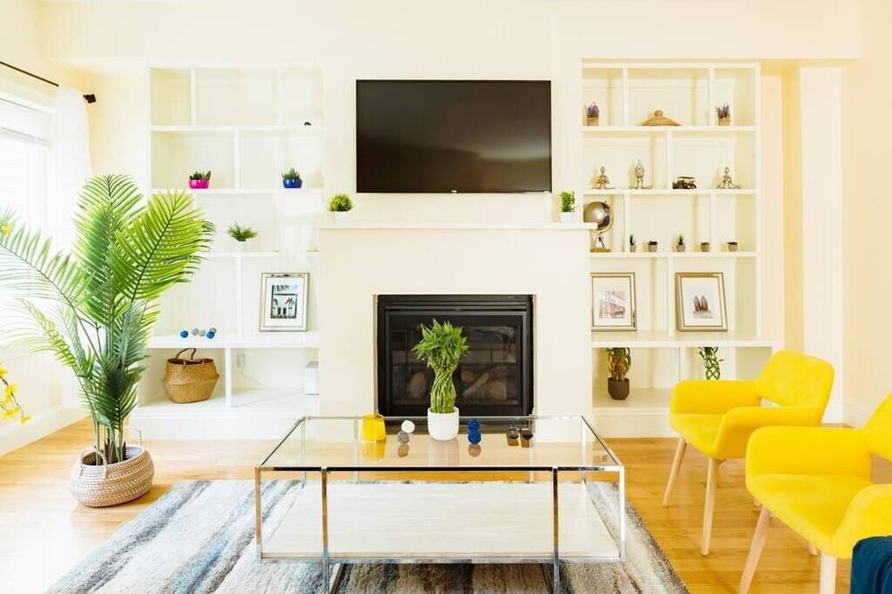 Photo of Livingroom in Oak Square