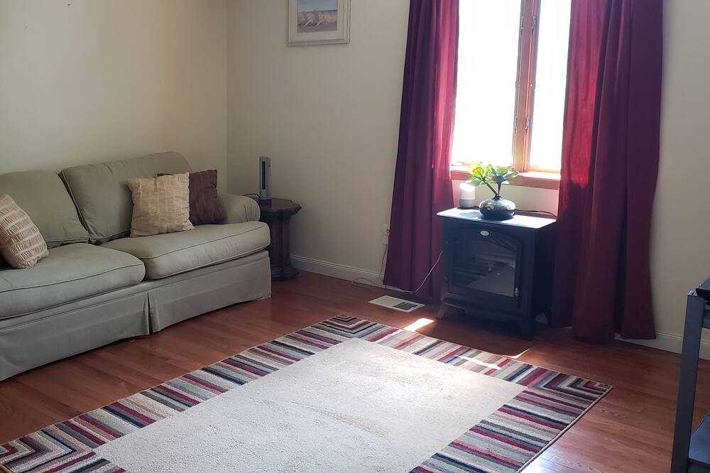 Photo of Livingroom in Niagara County