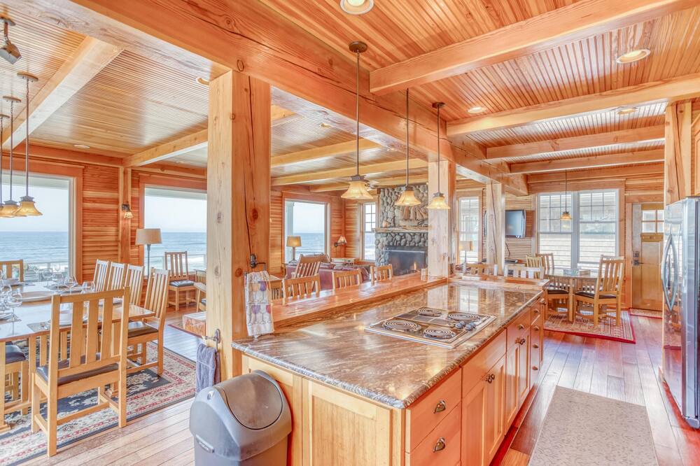 Photo of Kitchen in Roads End