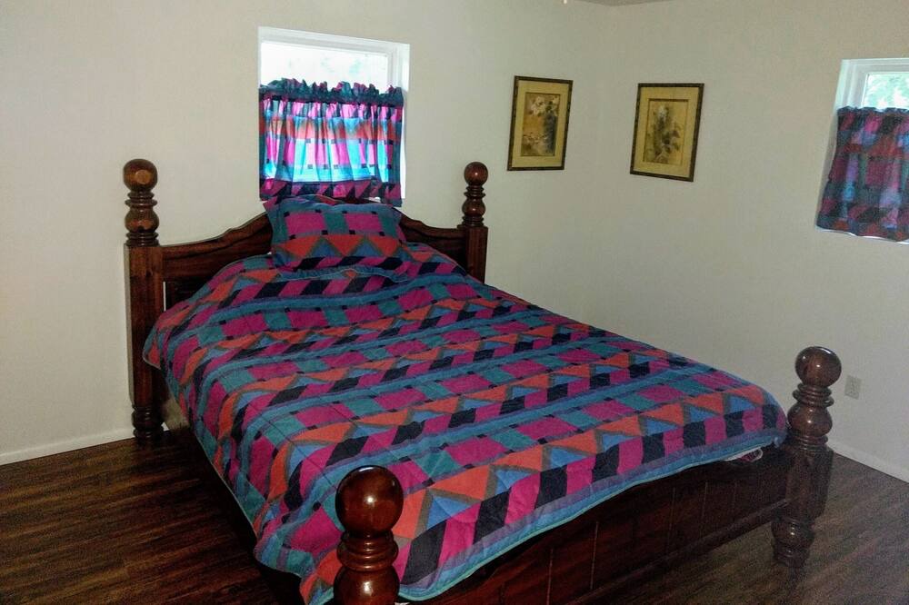 Photo of Bedroom in Protem