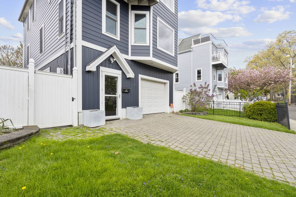 Photo of Outdoor in Milford