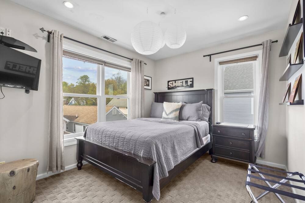 Photo of Bedroom in Milford