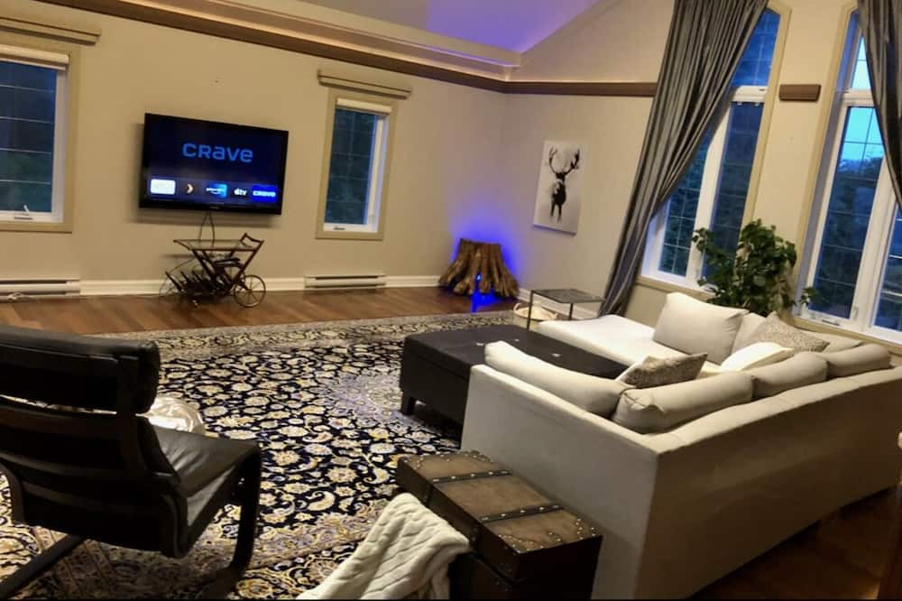 Photo of Livingroom in Saint-Hippolyte