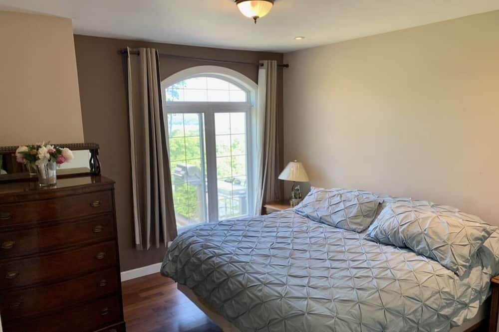 Photo of Bedroom in Saint-Hippolyte