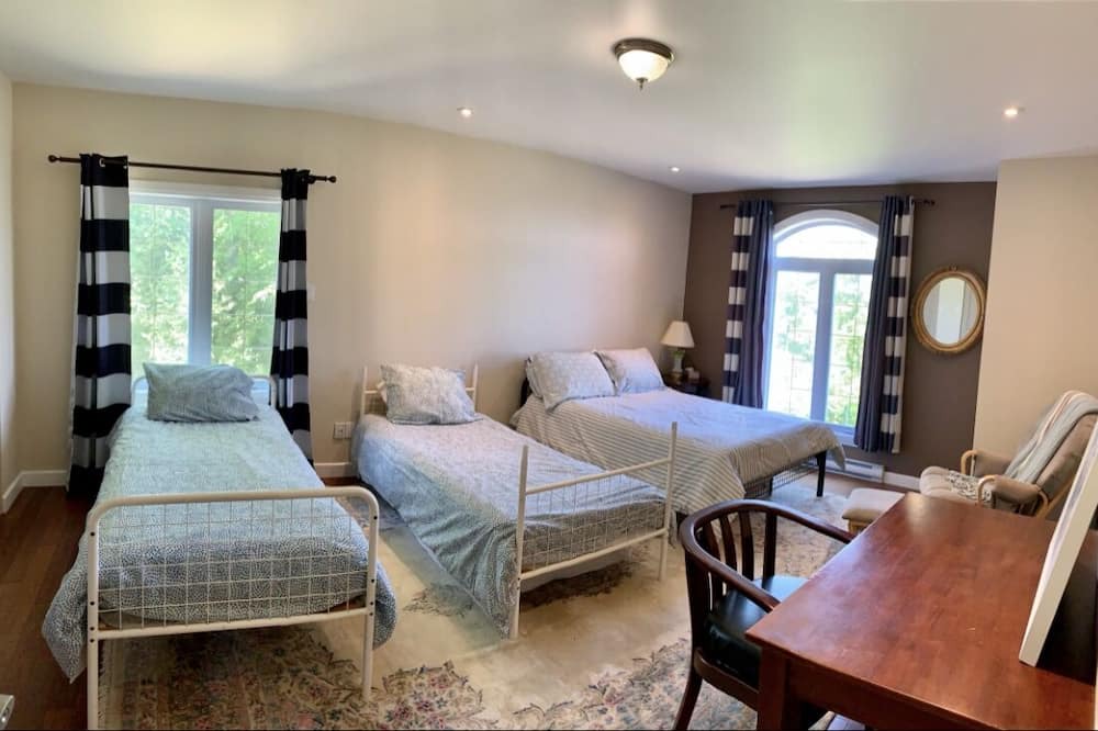 Photo of Bedroom in Saint-Hippolyte