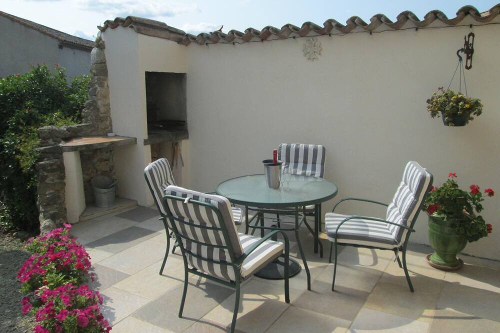 Photo of Patio Balcony in Cailhavel