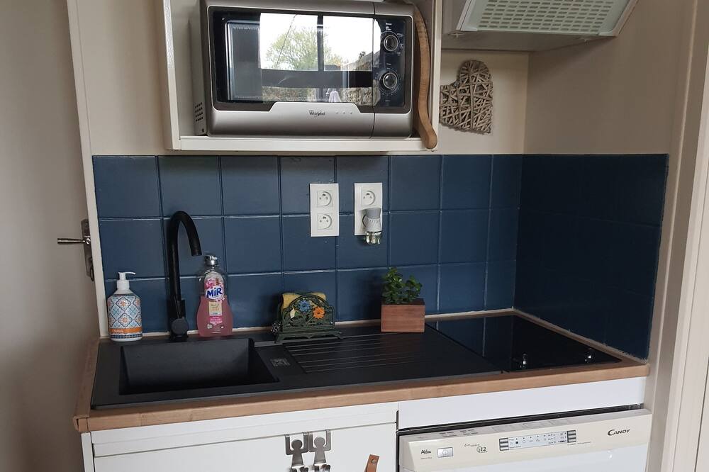 Photo of Kitchen in Villedieu-les-Bailleul