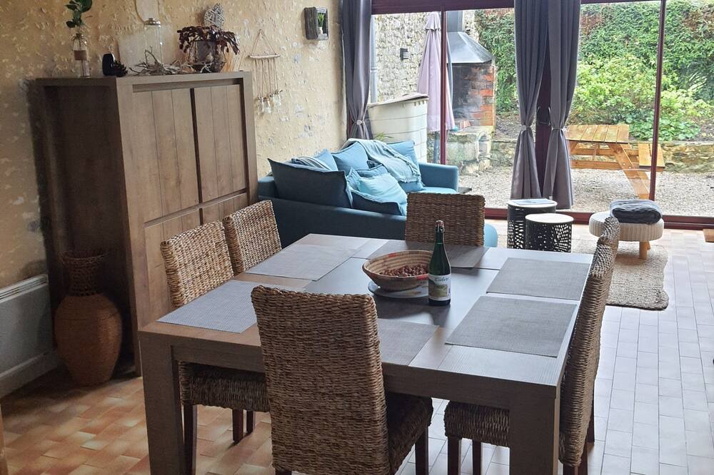Photo of Kitchen in Villedieu-les-Bailleul