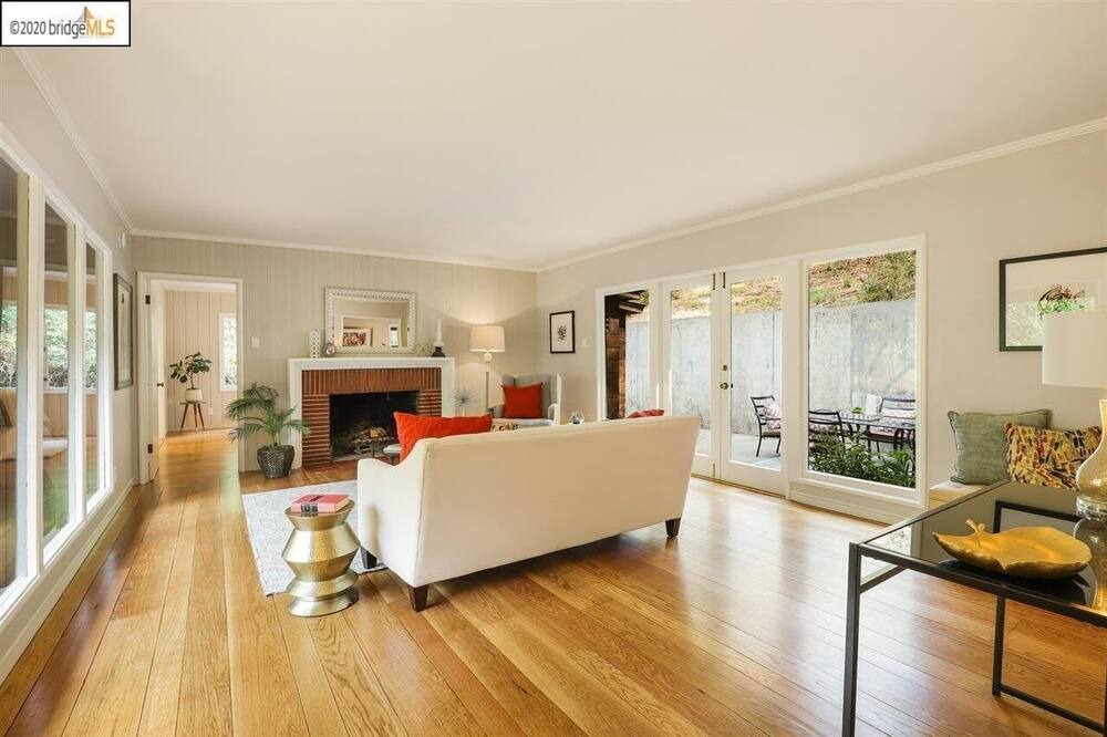 Photo of Livingroom in Merriewood