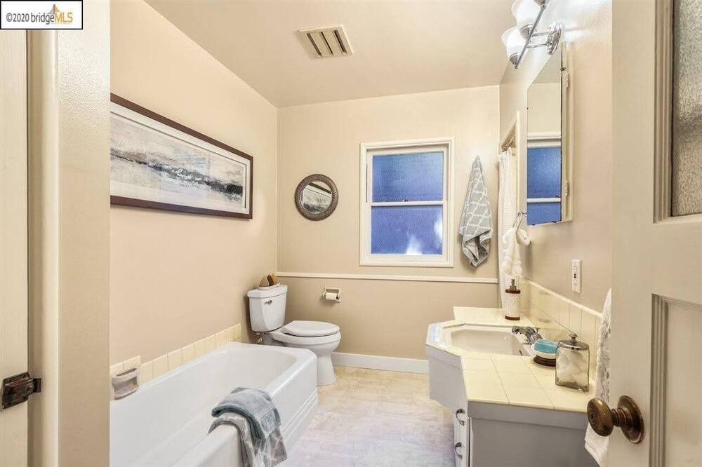 Photo of Bedroom in Merriewood
