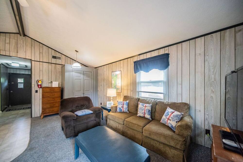 Photo of Livingroom in Eddyville