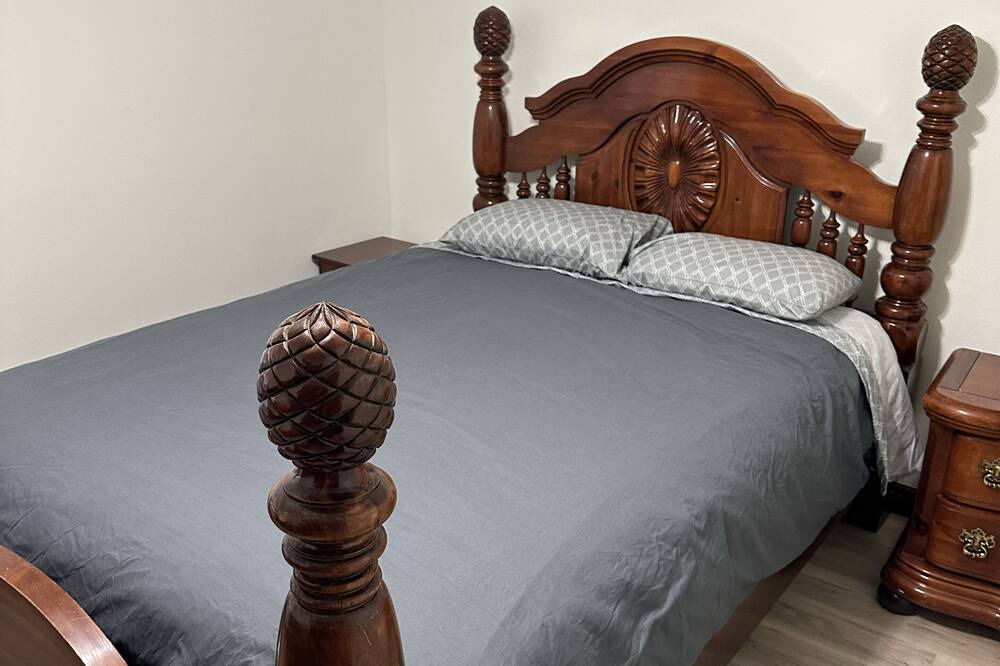 Photo of Bedroom in Sauble Beach