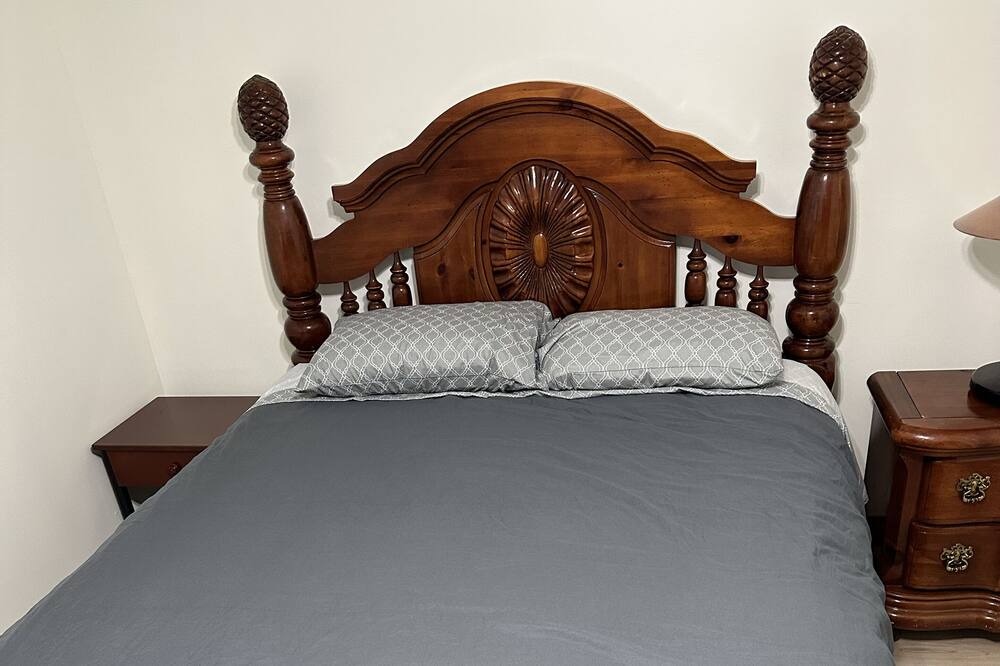 Photo of Bedroom in Sauble Beach