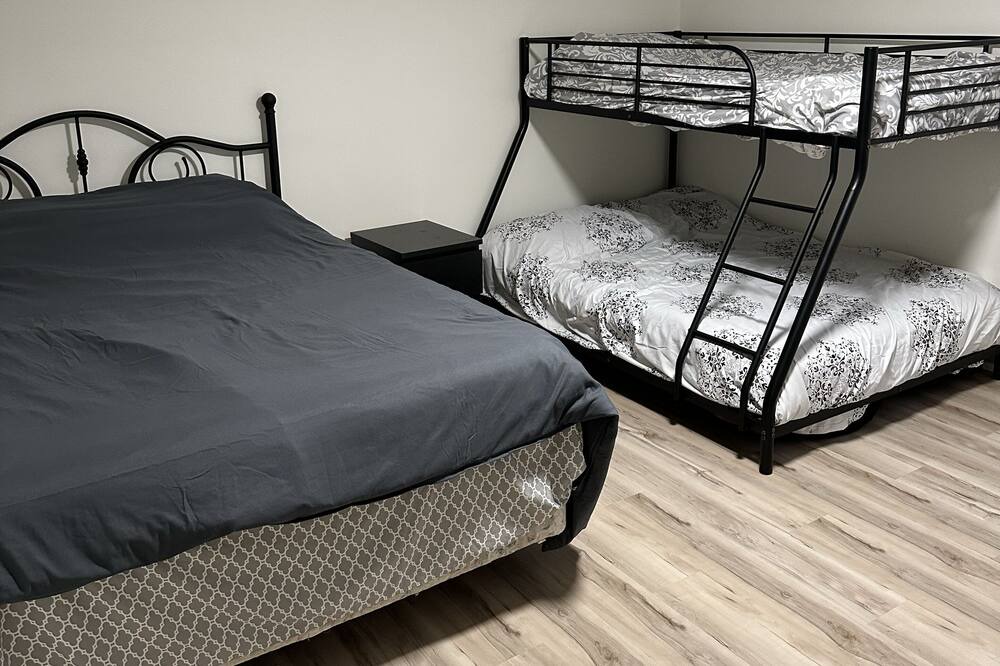 Photo of Bedroom in Sauble Beach