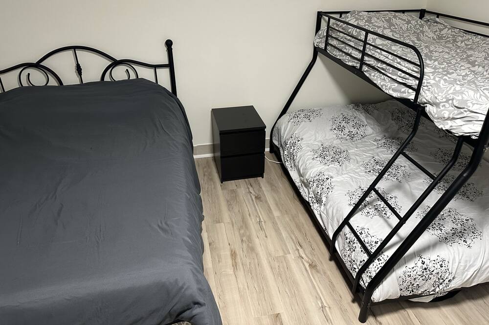 Photo of Bedroom in Sauble Beach
