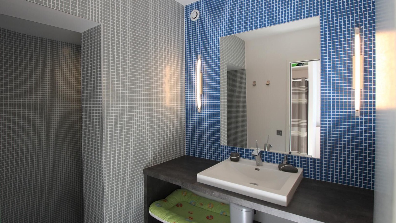 Photo of Others in Bordes