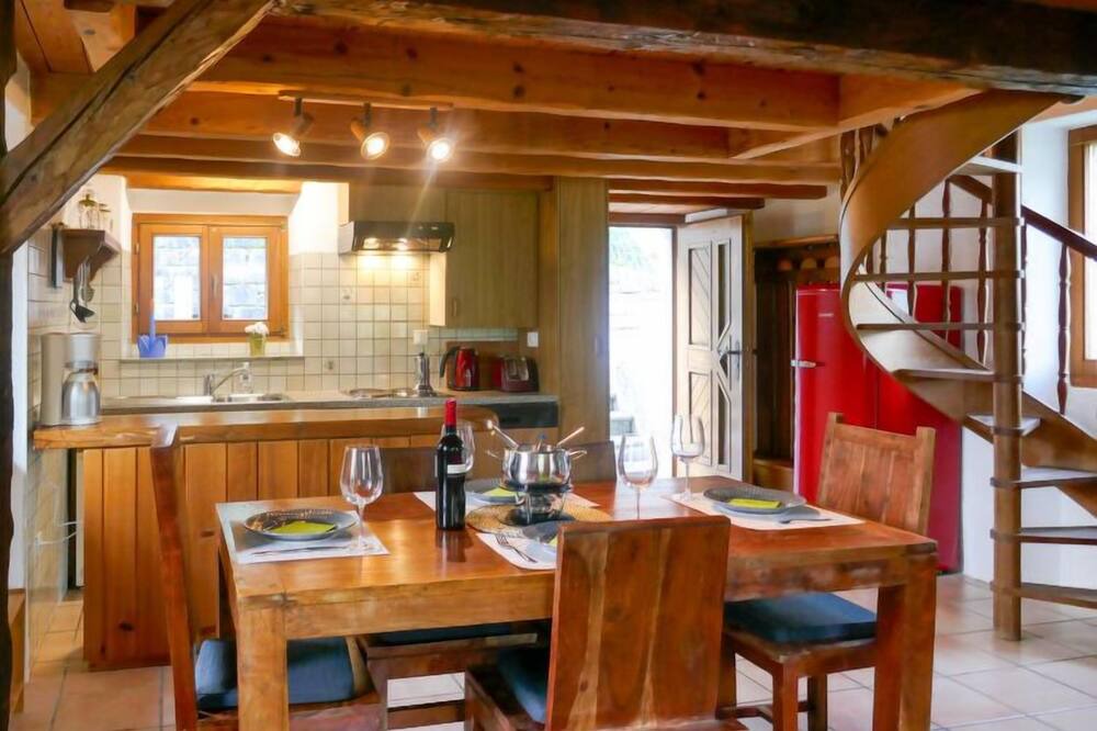 Photo of Kitchen in Leontica
