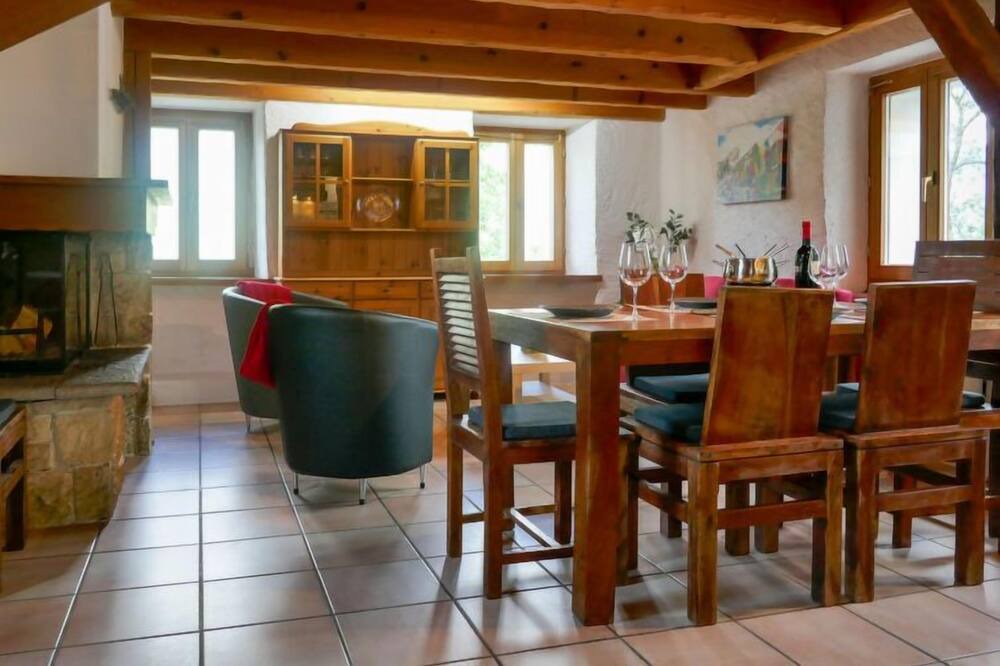Photo of Livingroom in Leontica