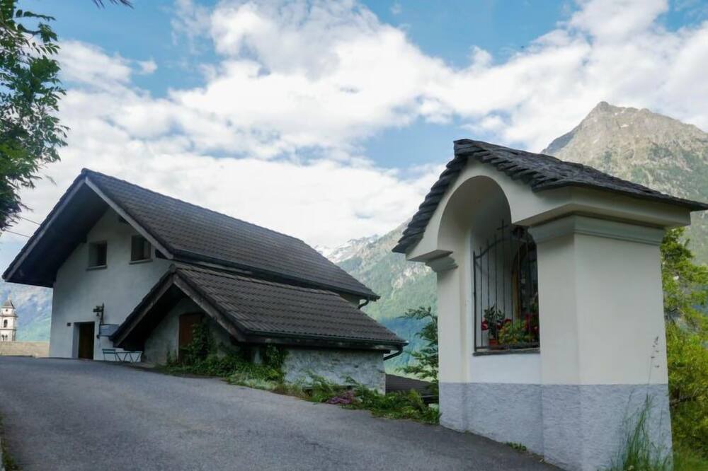Photo of Outdoor in Leontica
