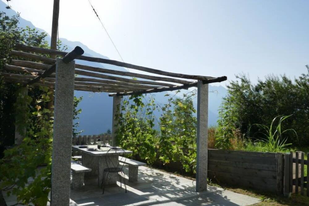 Photo of Outdoor in Leontica