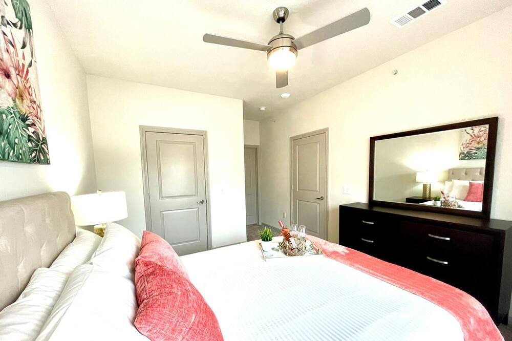 Photo of Bedroom in Pleasant Valley