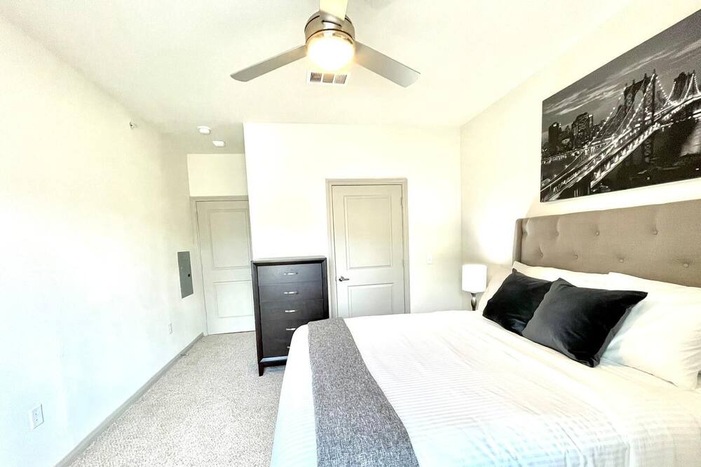Photo of Bedroom in Pleasant Valley