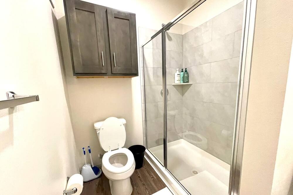 Photo of Bathroom in Pleasant Valley