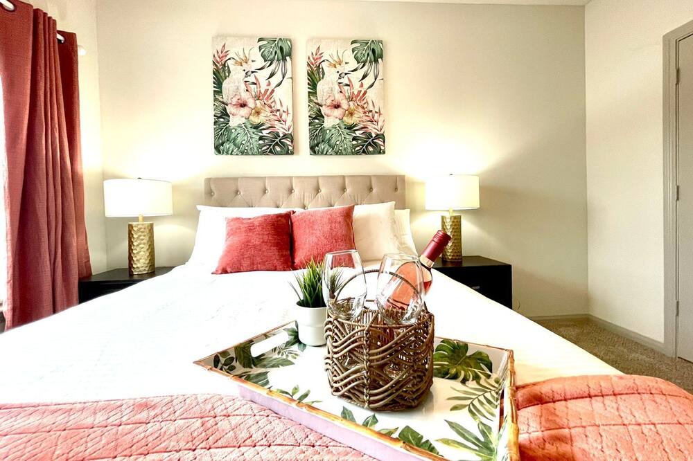 Photo of Bedroom in Pleasant Valley