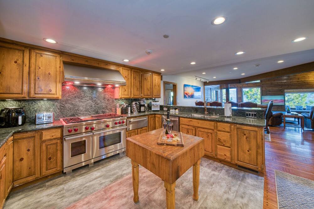 Photo of Kitchen in Crystal Bay