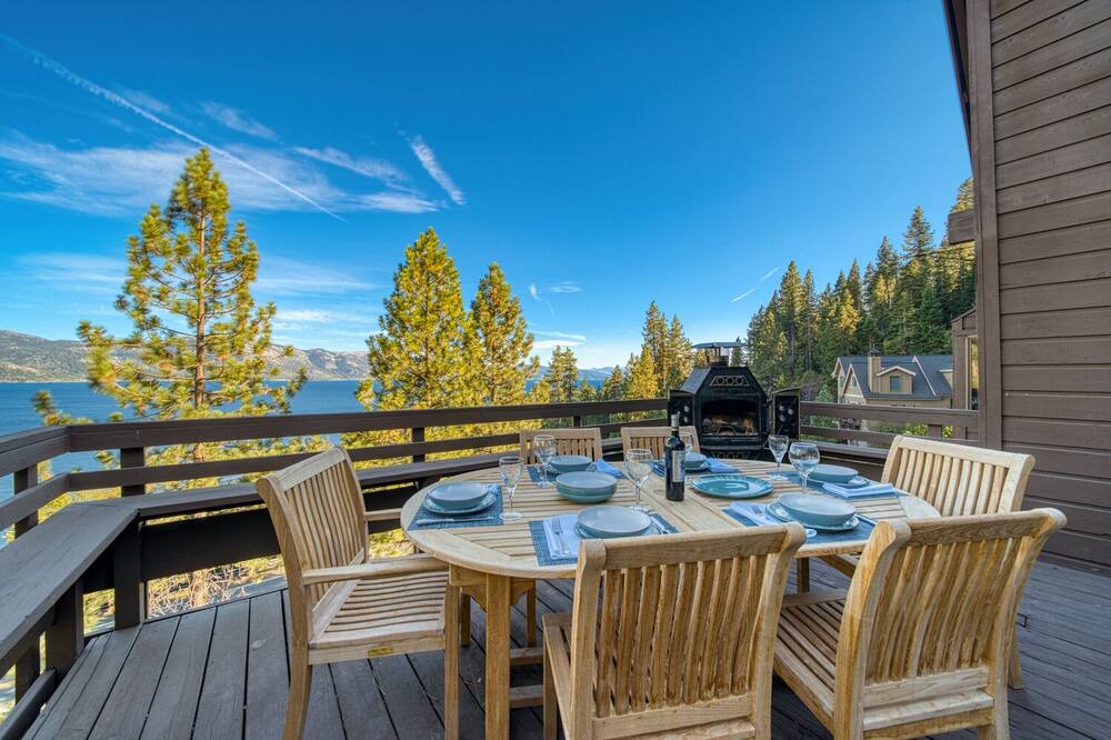 Photo of Patio Balcony in Crystal Bay